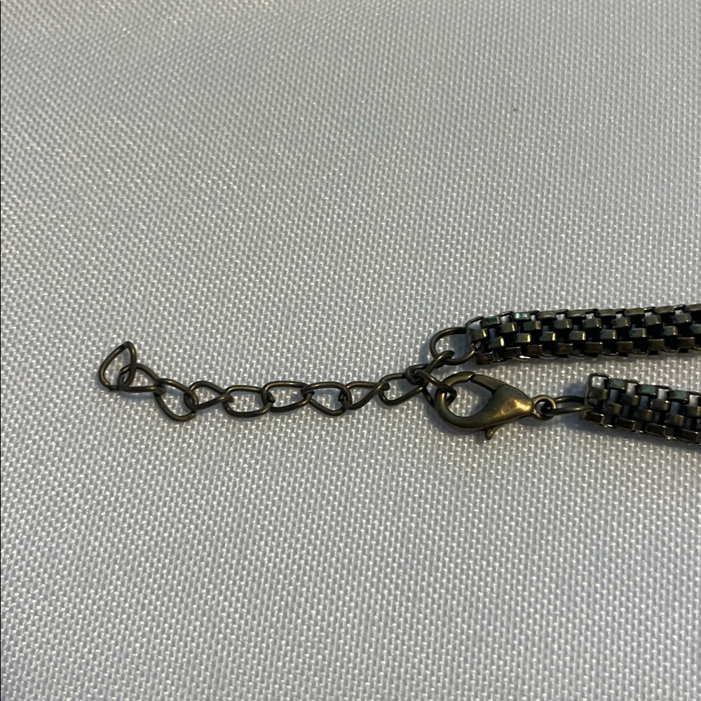 Elegant Gold Pendant Necklace with yellow/bronze ✨ sparkles - Picture 5 of 8